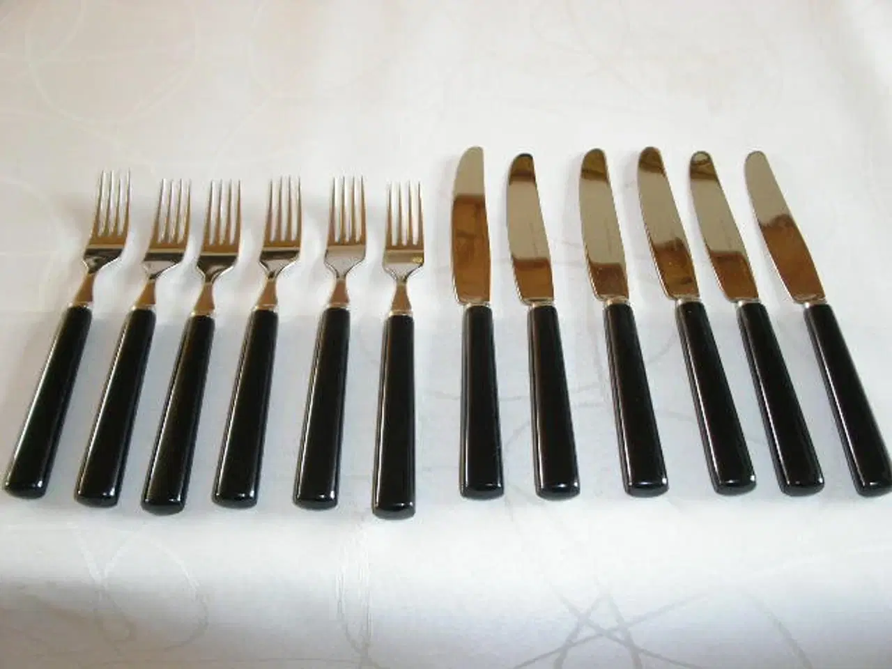 Billede 1 - 12 stk. frokostbestik 