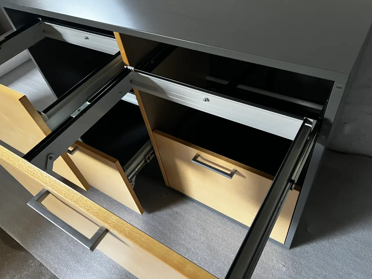 Billede 6 - Arkitekttegnet møbler Cube Design