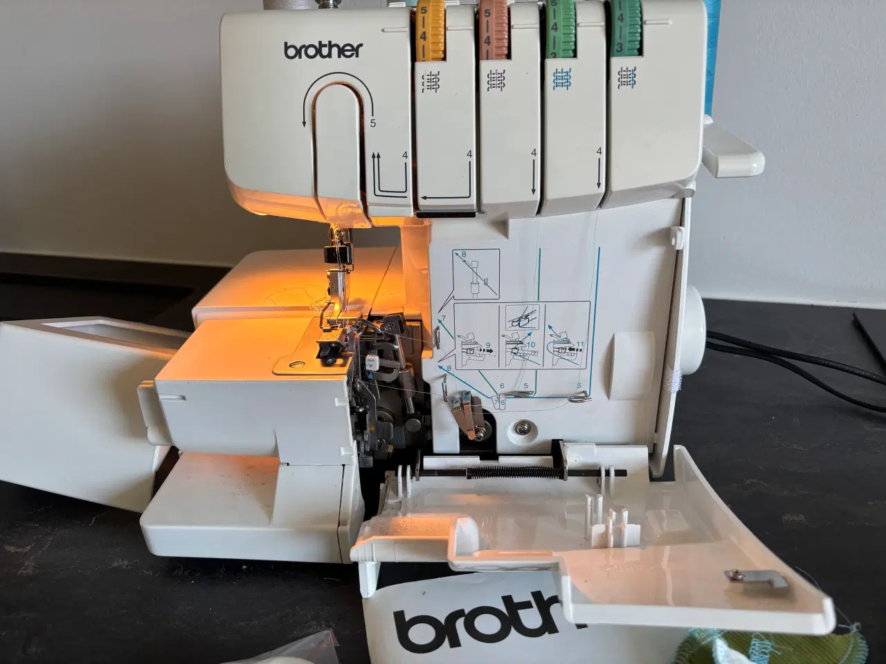 Billede 1 -  Brother Limitet Edition  1034  D overlocker 