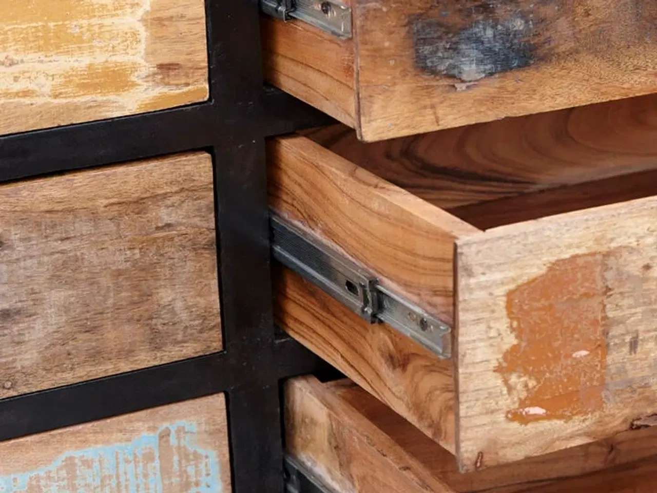 Billede 4 - Nyt Farmer skab i jern og træ