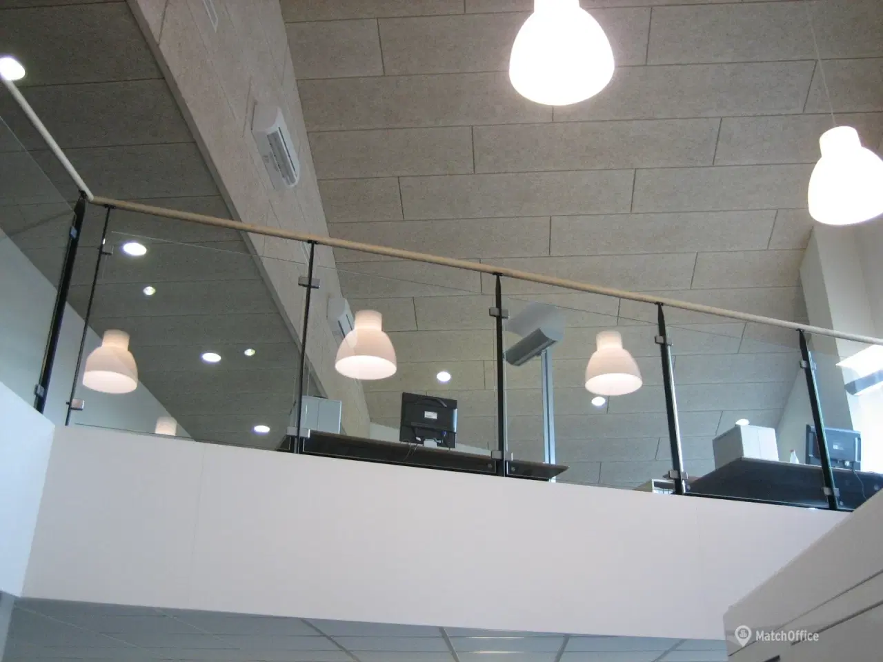 Billede 7 - Nyrenoverede kontorlokaler og fleksible logistik-/produktionshaller med god loftshøjde