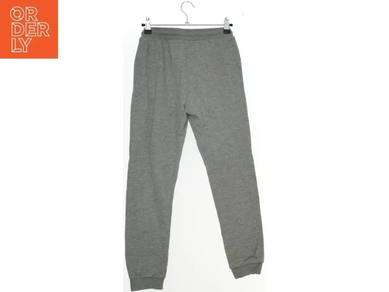 Billede 2 - Grå sweatpants med logo fra Jack & Jones (str. 140)