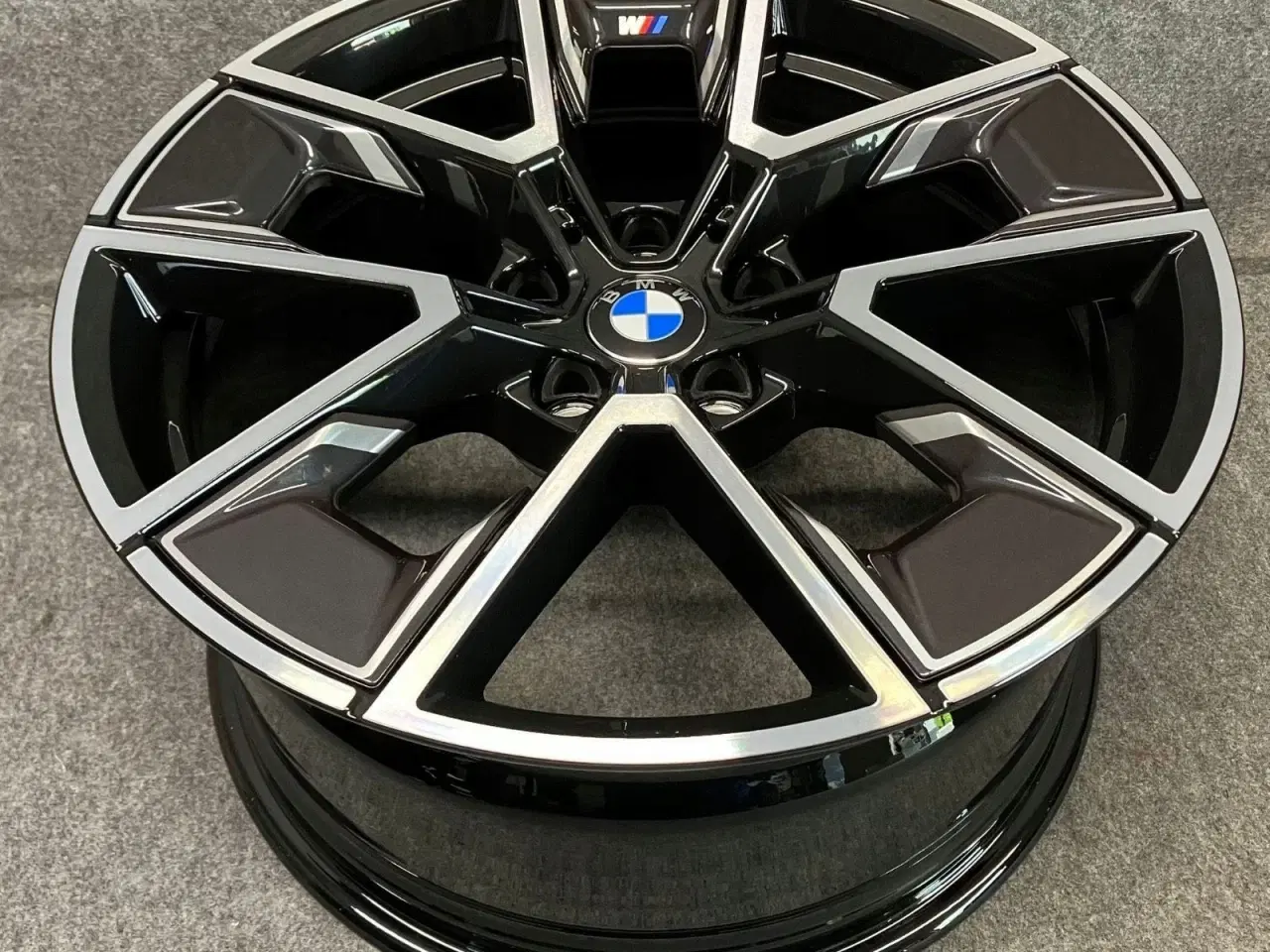 Billede 1 - ALUFÆLGE BMW i4 G26 858M 18"
