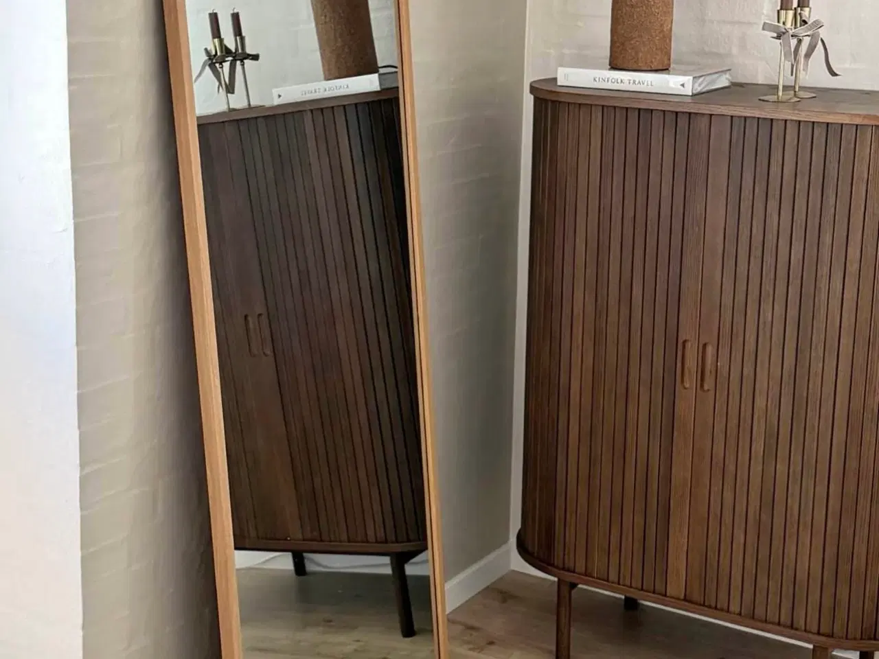 Billede 1 - Spejl med egetræsramme