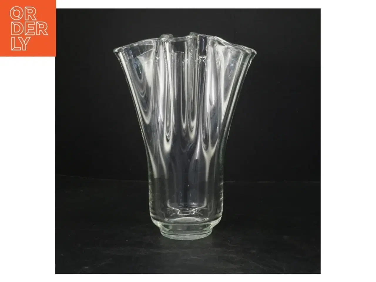 Billede 1 - Glasvase med bølget kant (str. 27 cm)