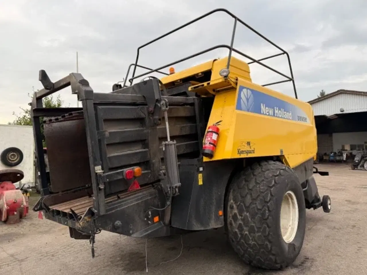 Billede 5 - New Holland BB9090 Sælges i dele/For Parts