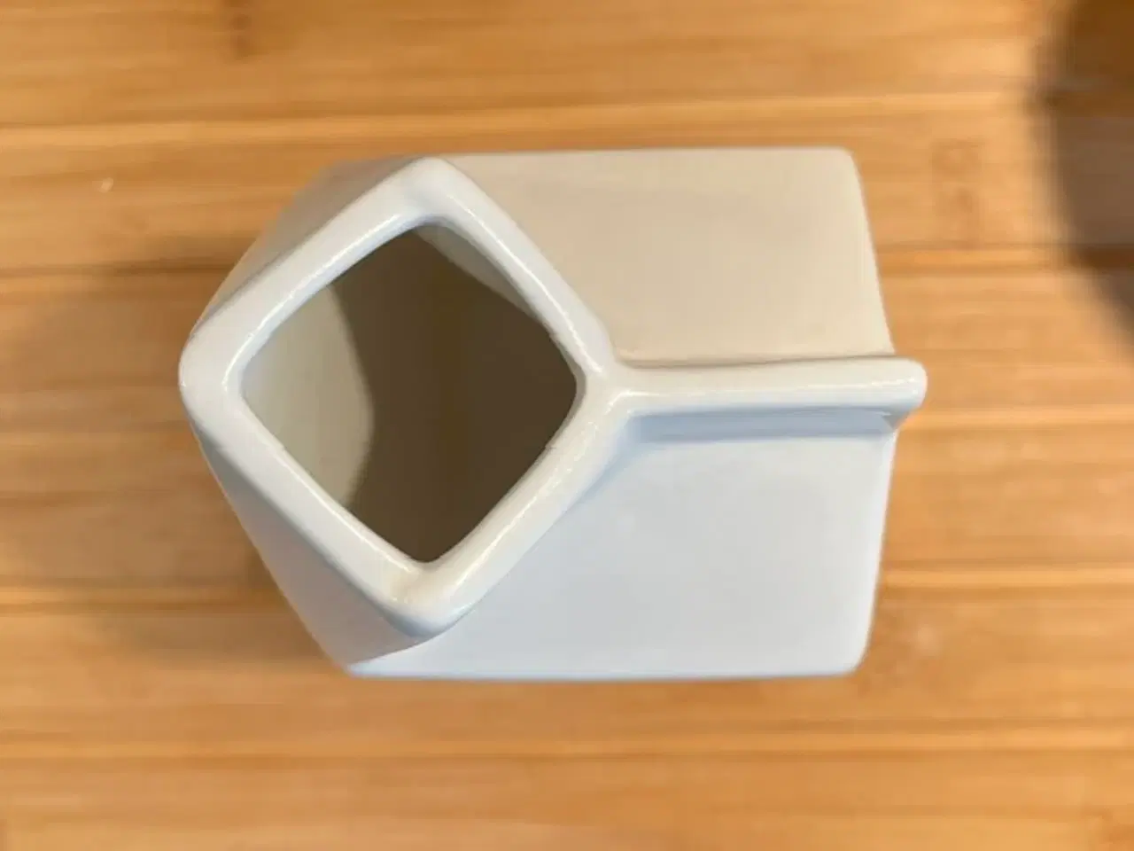 Billede 3 - Seletti mælkekarton i hvidt porcelæn – Perfekt sta