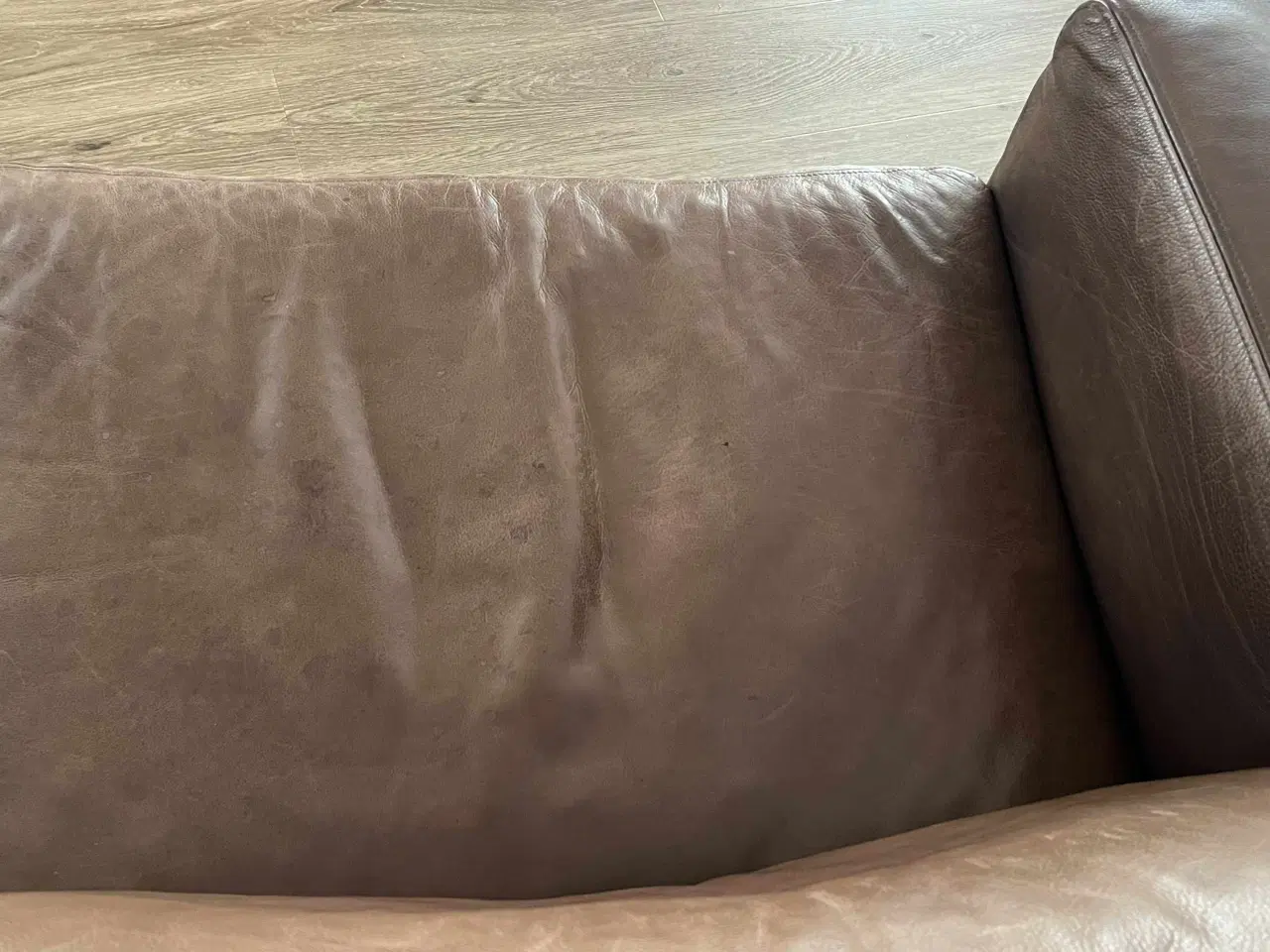 Billede 6 - MH lædersofa - 210cm - søger nyt hjem