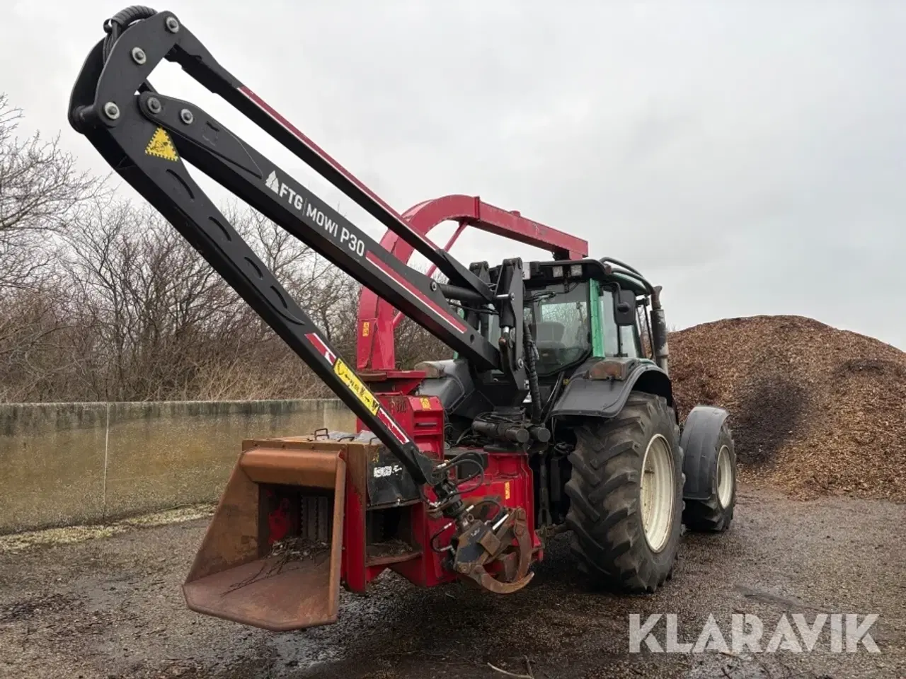 Billede 3 - Traktor Valtra T191LS med flishugger, kran og vogn