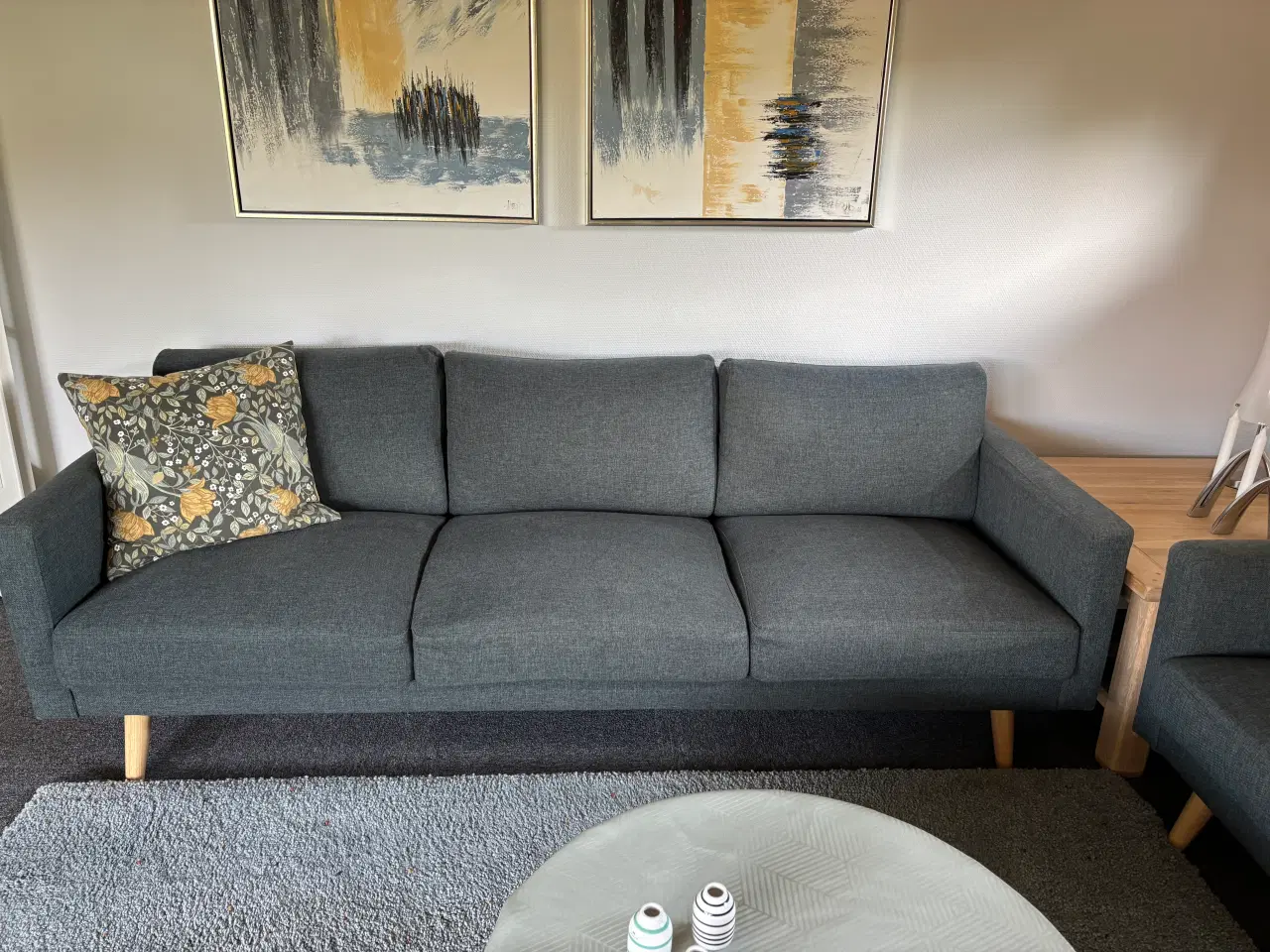 Billede 1 - Sofa i mørkegrøn stof t/3 personer