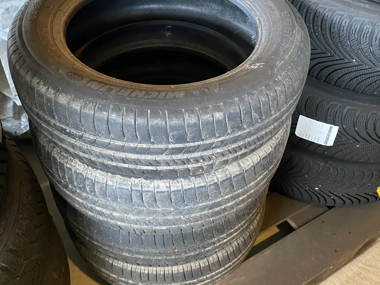 Billede 2 - Michelin sommerdæk 165/65 R15