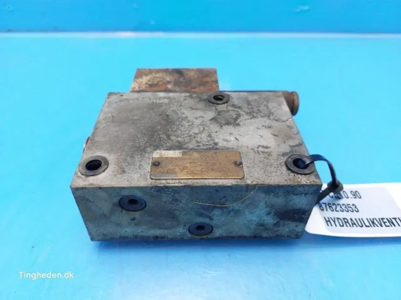 Billede 9 - New Holland CR10.90 Hydraulikventil 87623353