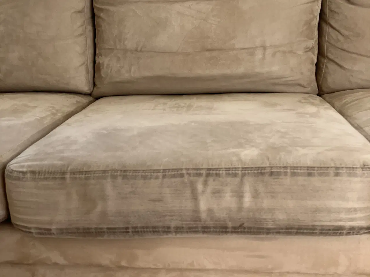 Billede 6 - Dejlig stor sofa til mindst 6 Pers.