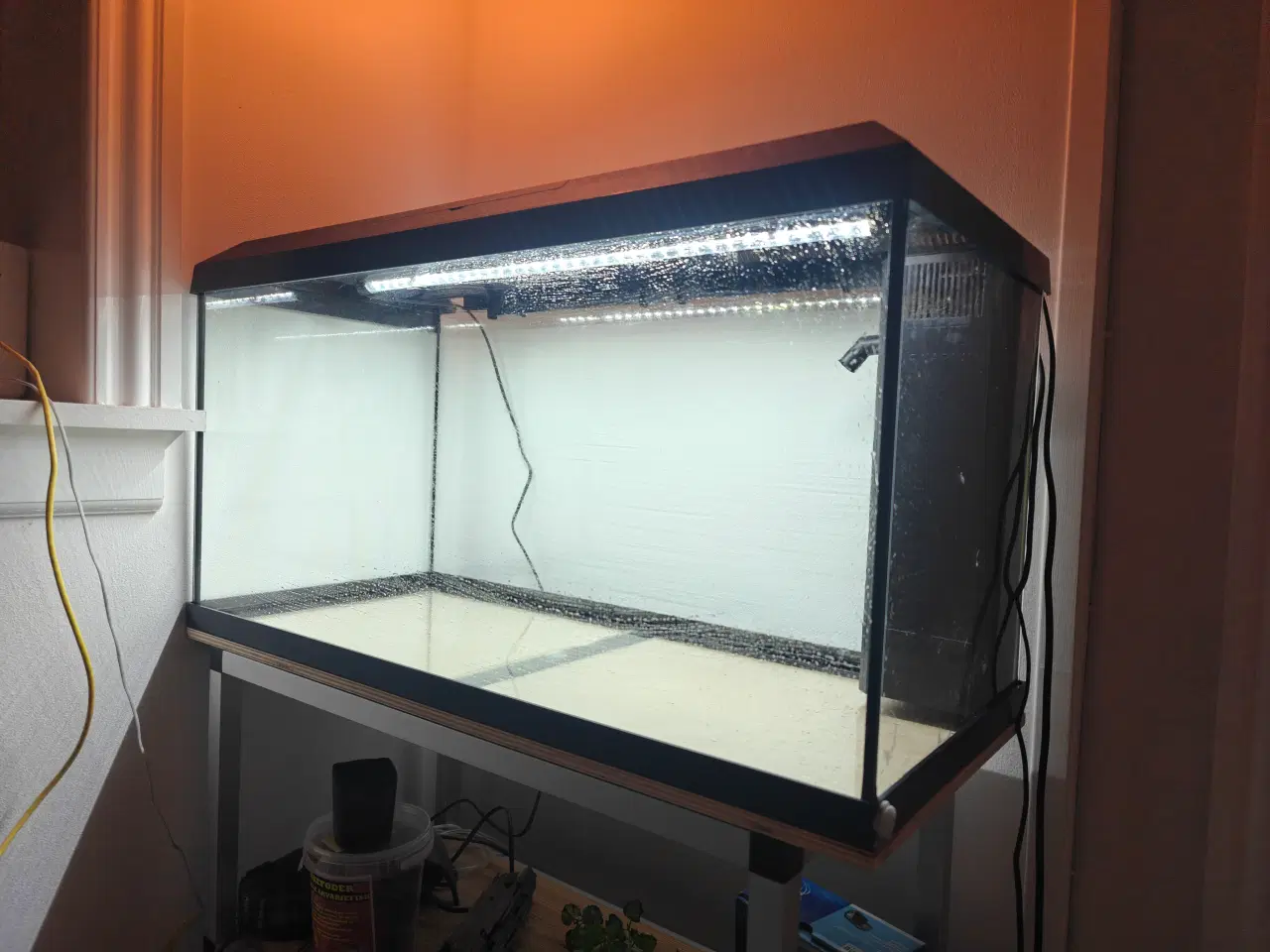Billede 3 - Komplet 110 liter akvarium