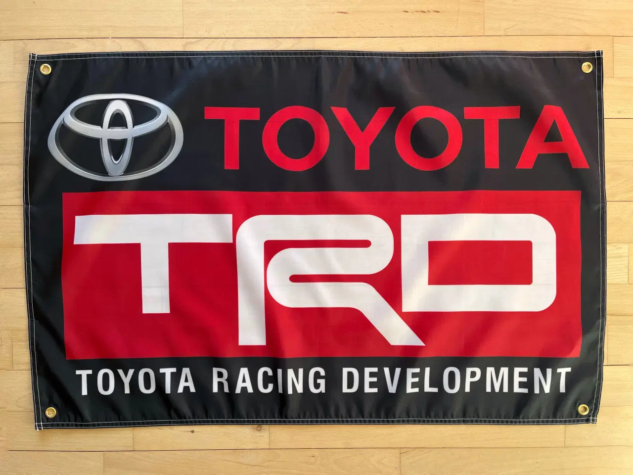 Billede 1 - Flag med Toyota TRD
