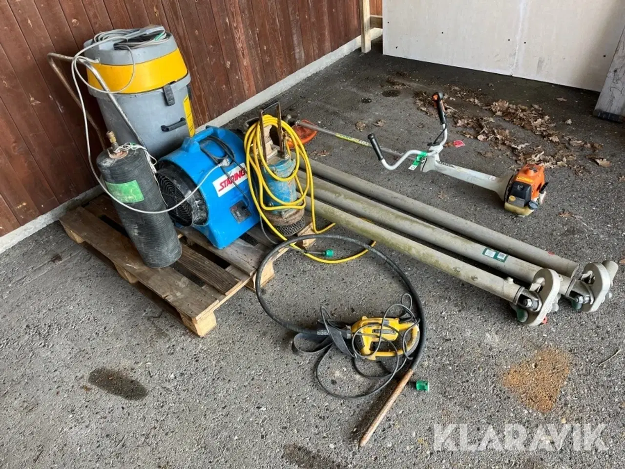 Billede 2 - Lot - løfteåg, buskrydder stavvibrator og øvrigt