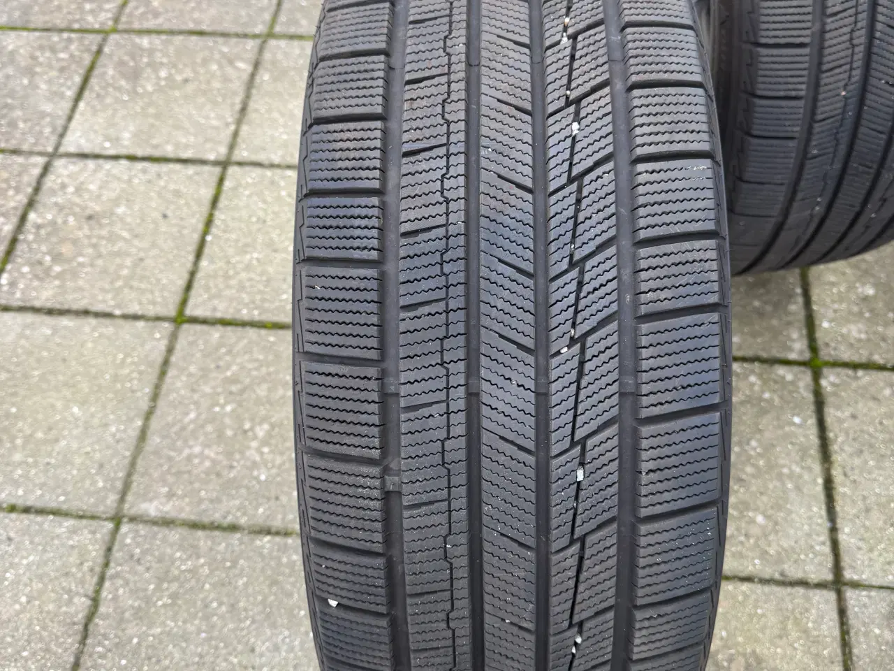 Billede 3 - Vinterdæk Tesla model y