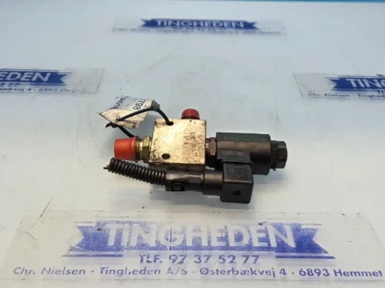 Billede 1 - Massey Ferguson 7274 Trykventil 45110054