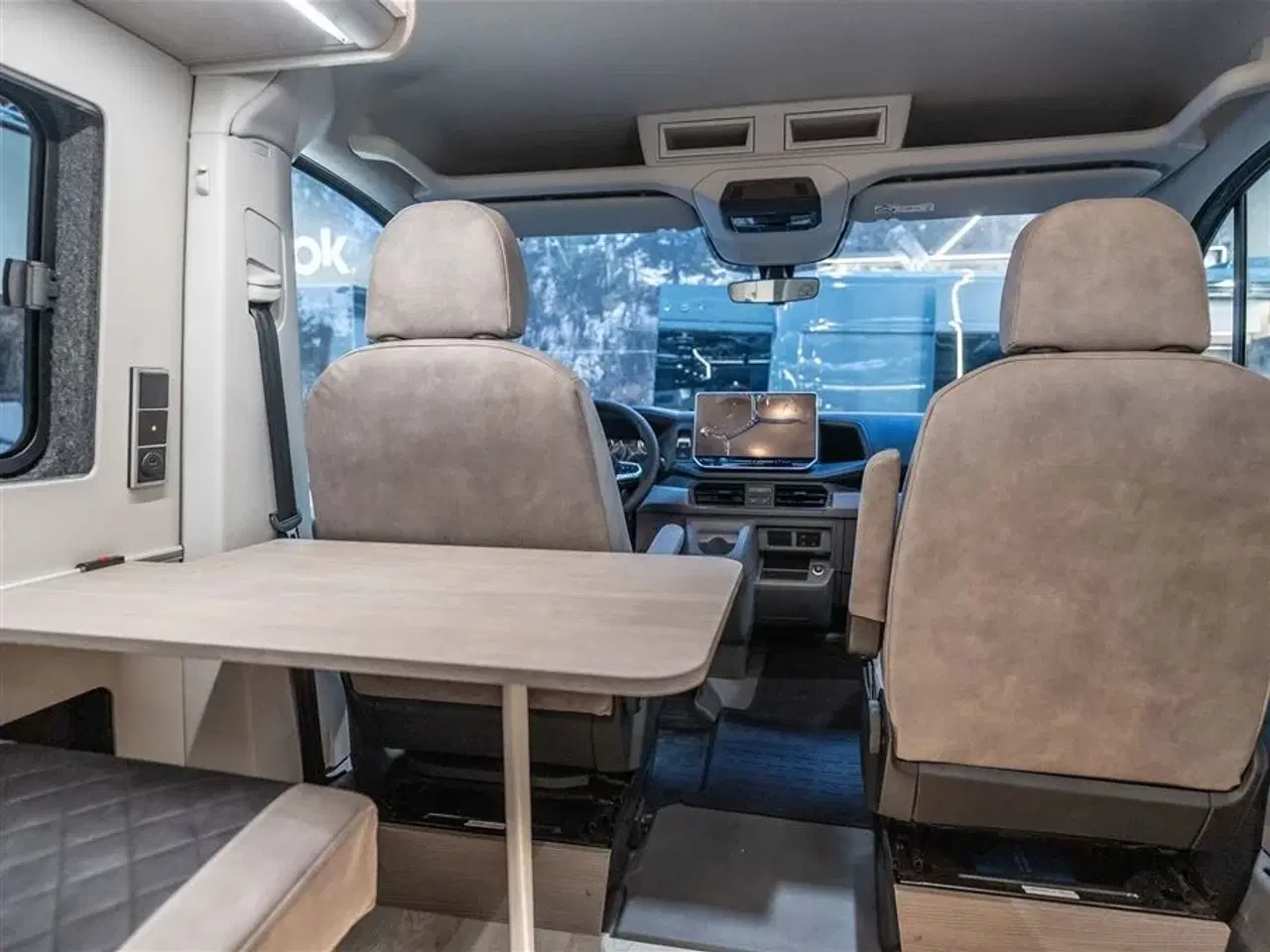 Billede 34 - 2026 - FURGOK   Langsgående senge og cykel garage på 6 meter!