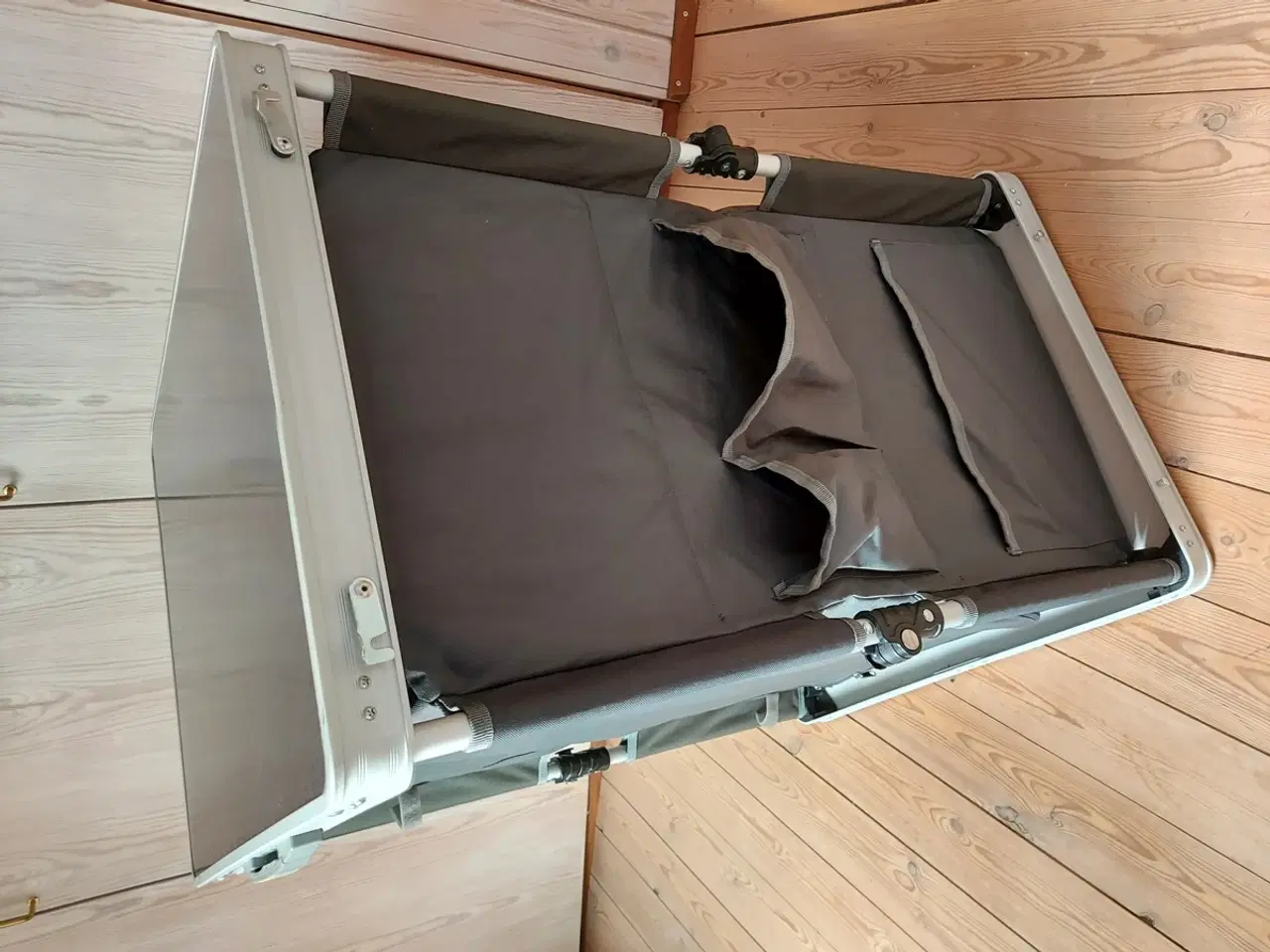 Billede 4 - Campingskab