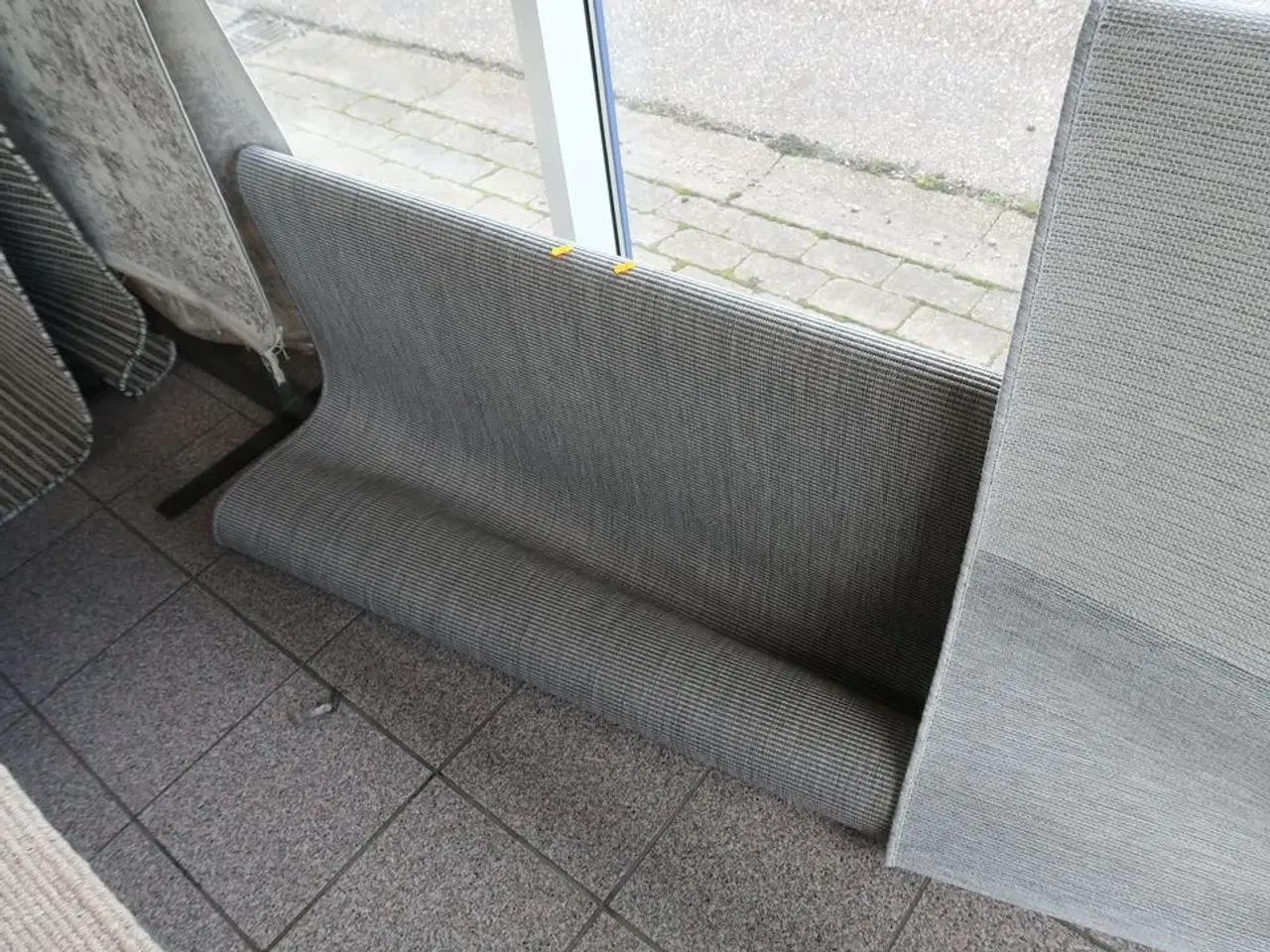 Billede 1 - Gulvtæppe