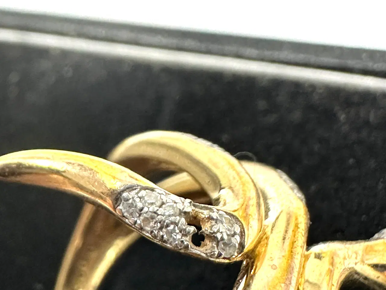 Billede 4 - Slange ring i sølv og guld med diamanter og rubinø