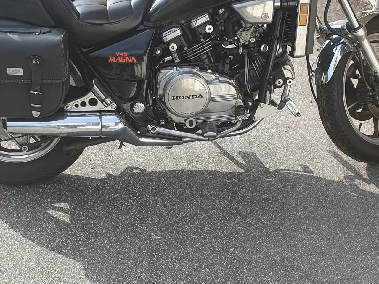 Billede 3 - Honda Magna 750cc årgang 85