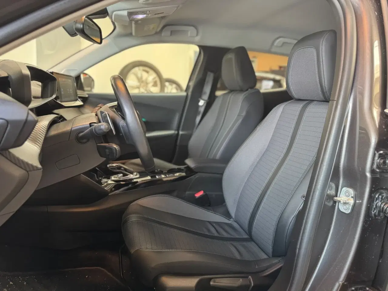 Billede 8 - Peugeot 2008 1,2 PureTech 130 Allure Pack EAT8