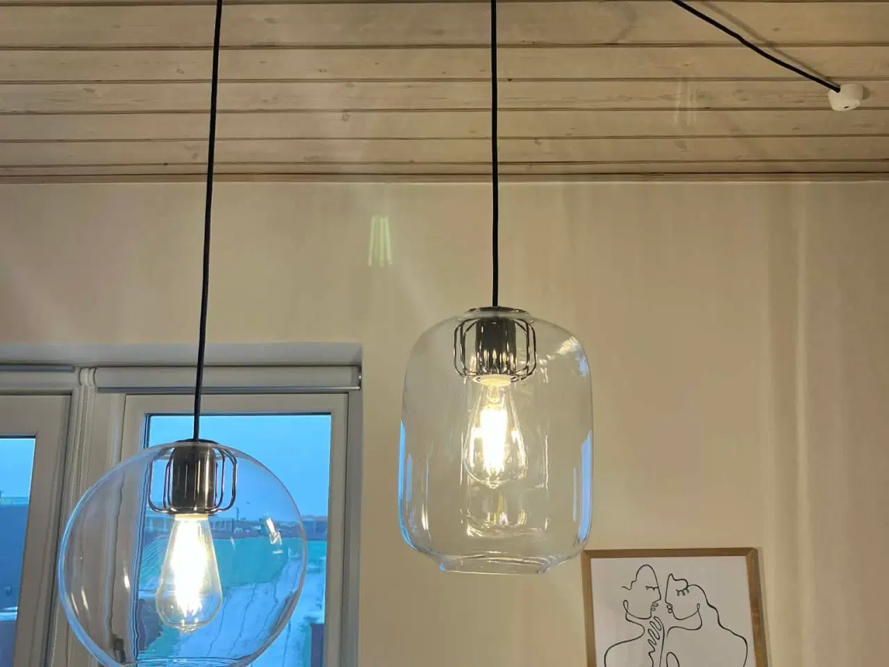 Billede 1 - 2 hængelamper til spisebord – fin stand