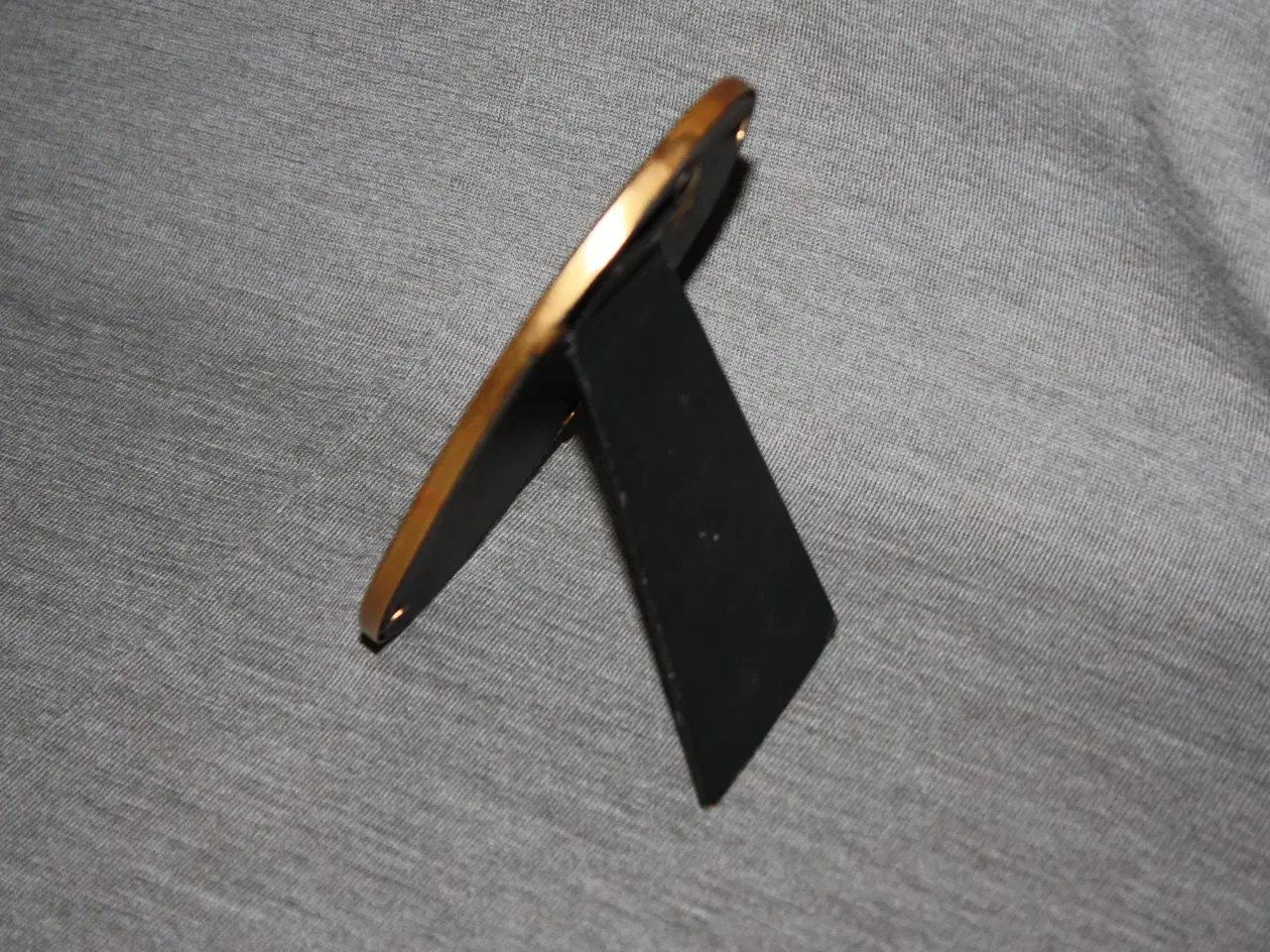 Billede 3 - Gammel broderi 25 sølvbryllup i metal ramme 17 cm 