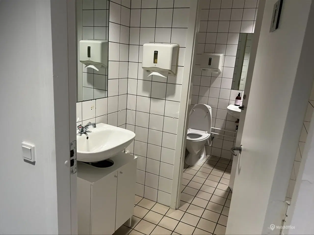 Billede 17 - Nyistandsatte kontorer til lav pris