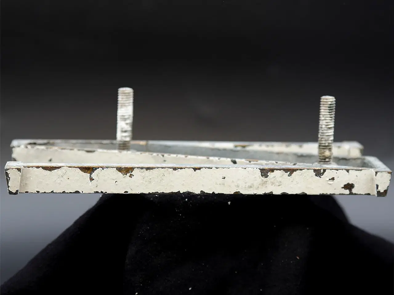 Billede 3 - Messing facadebogstav “N” – rå patina