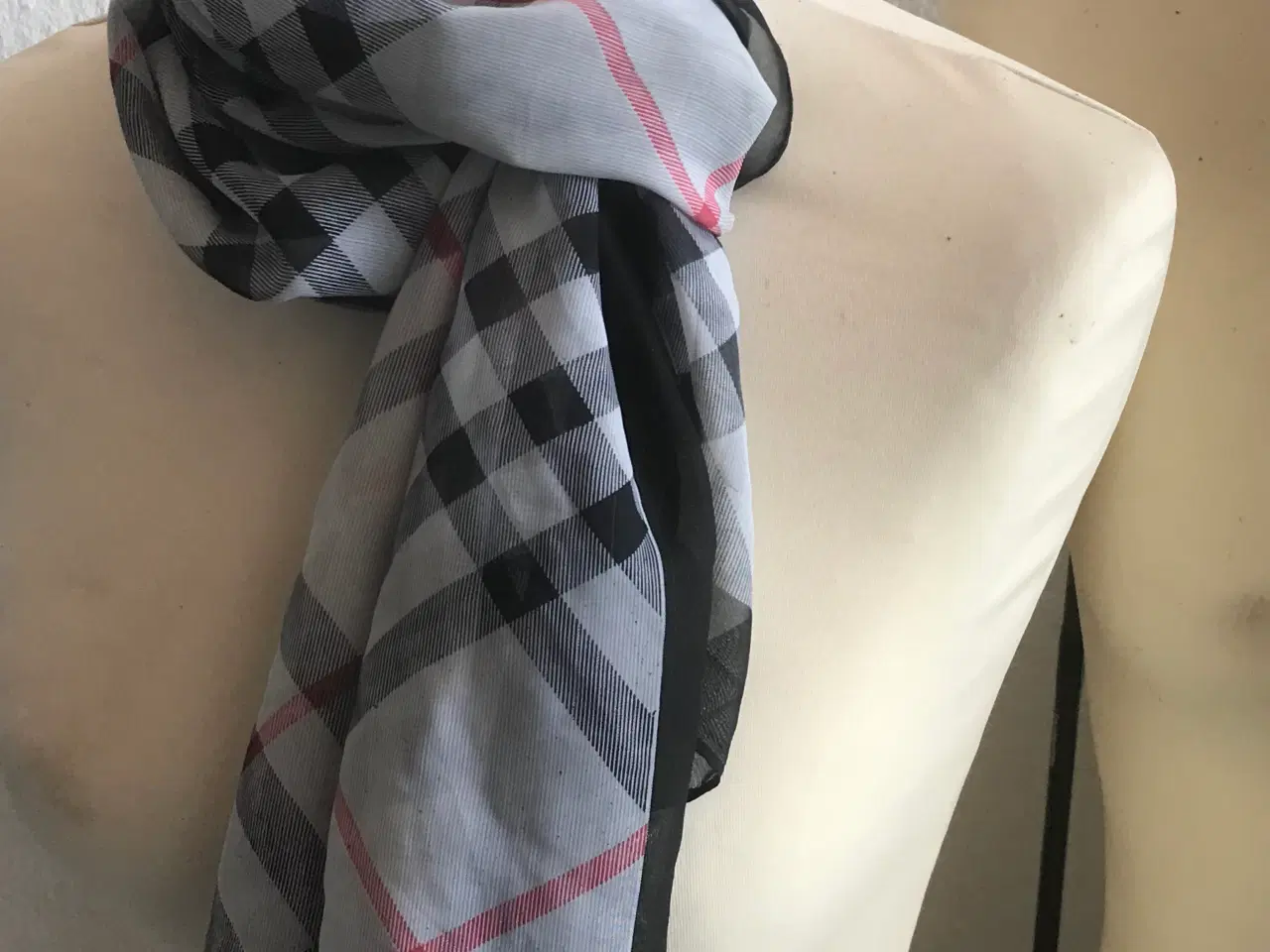 Billede 4 - Tørklæde Burberry