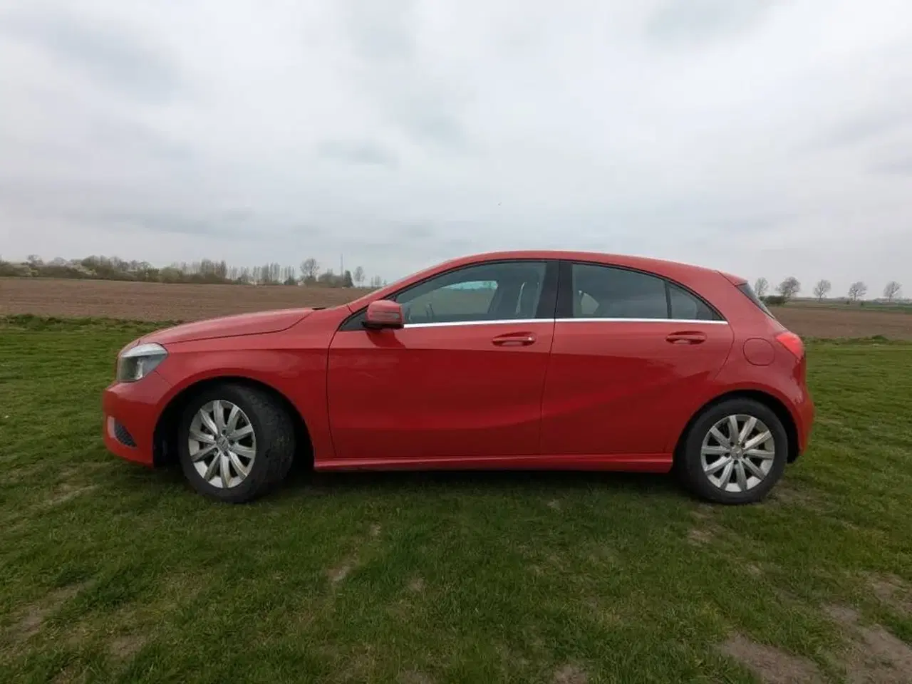 Billede 2 - Mercedes A180 med svingbart træk