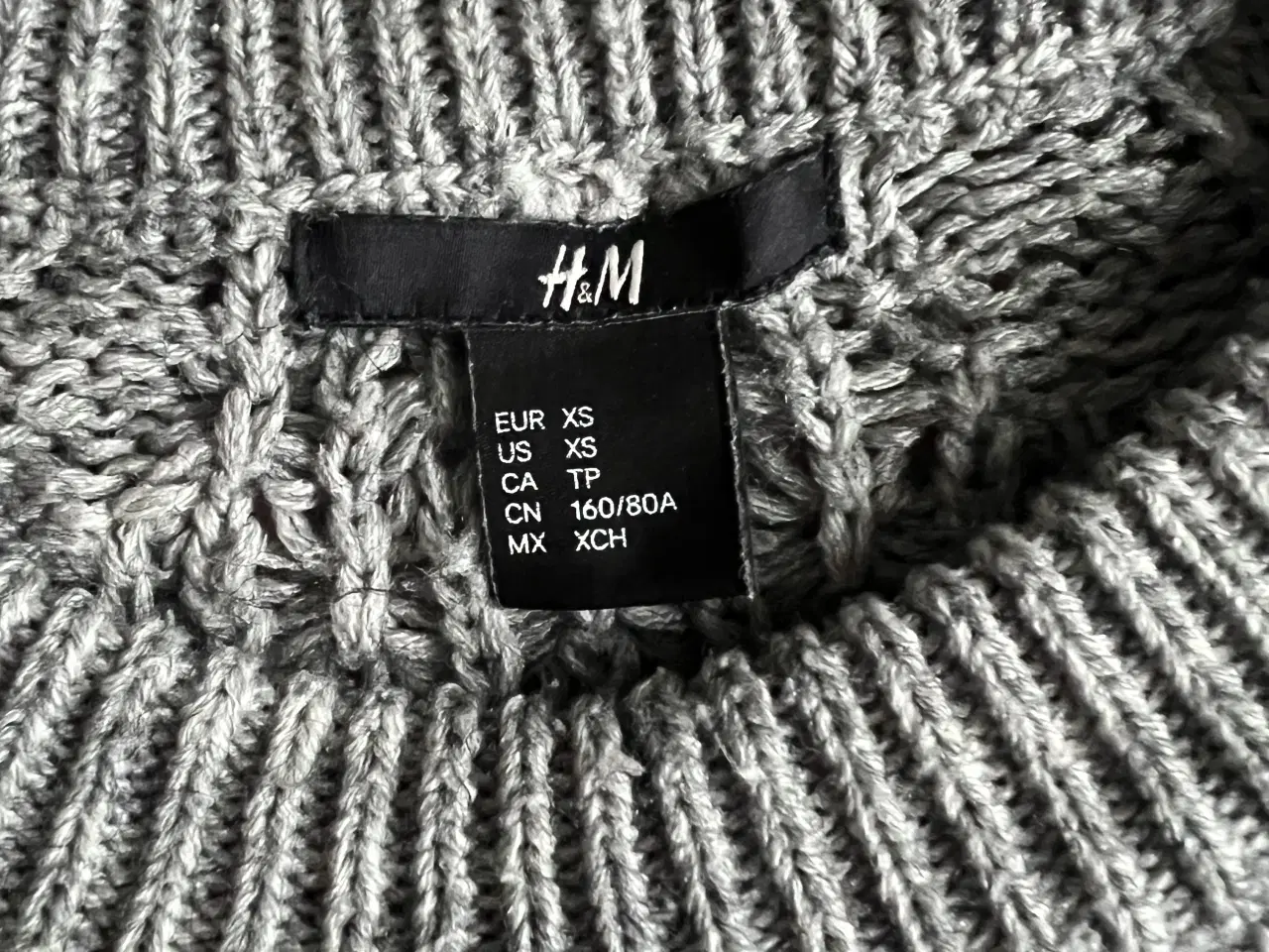 Billede 3 - Grå strik