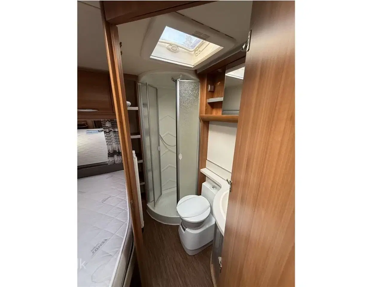 Billede 19 - 2012 - Fendt Platin Scan 560 SFB Fendt med franskseng og centralvarme fra Hinshøj Caravan A/S