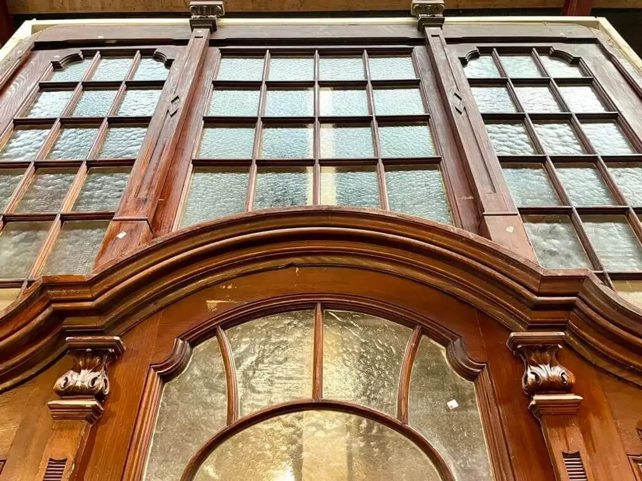 Billede 3 - Unik, rigt udsmykket og enorm dør fra Paris