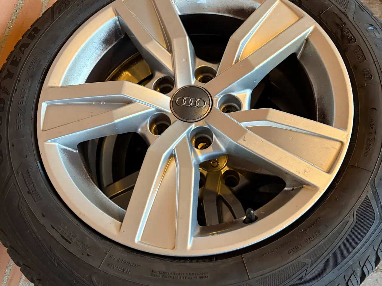 Billede 8 - Vinterdæk på originale Audi alu fælge