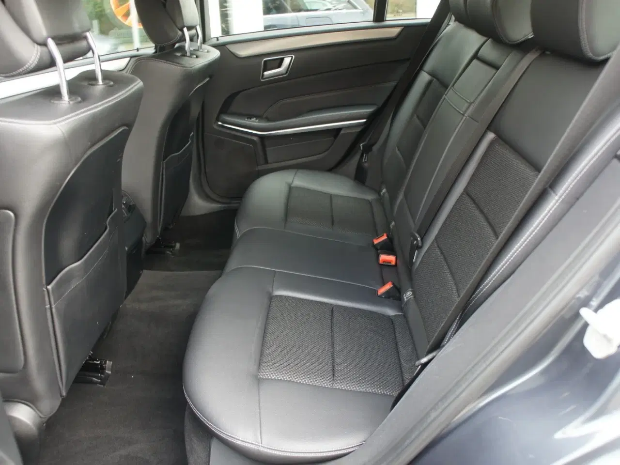 Billede 5 - Mercedes E200 2,2 BlueTEC Elegance stc. aut.