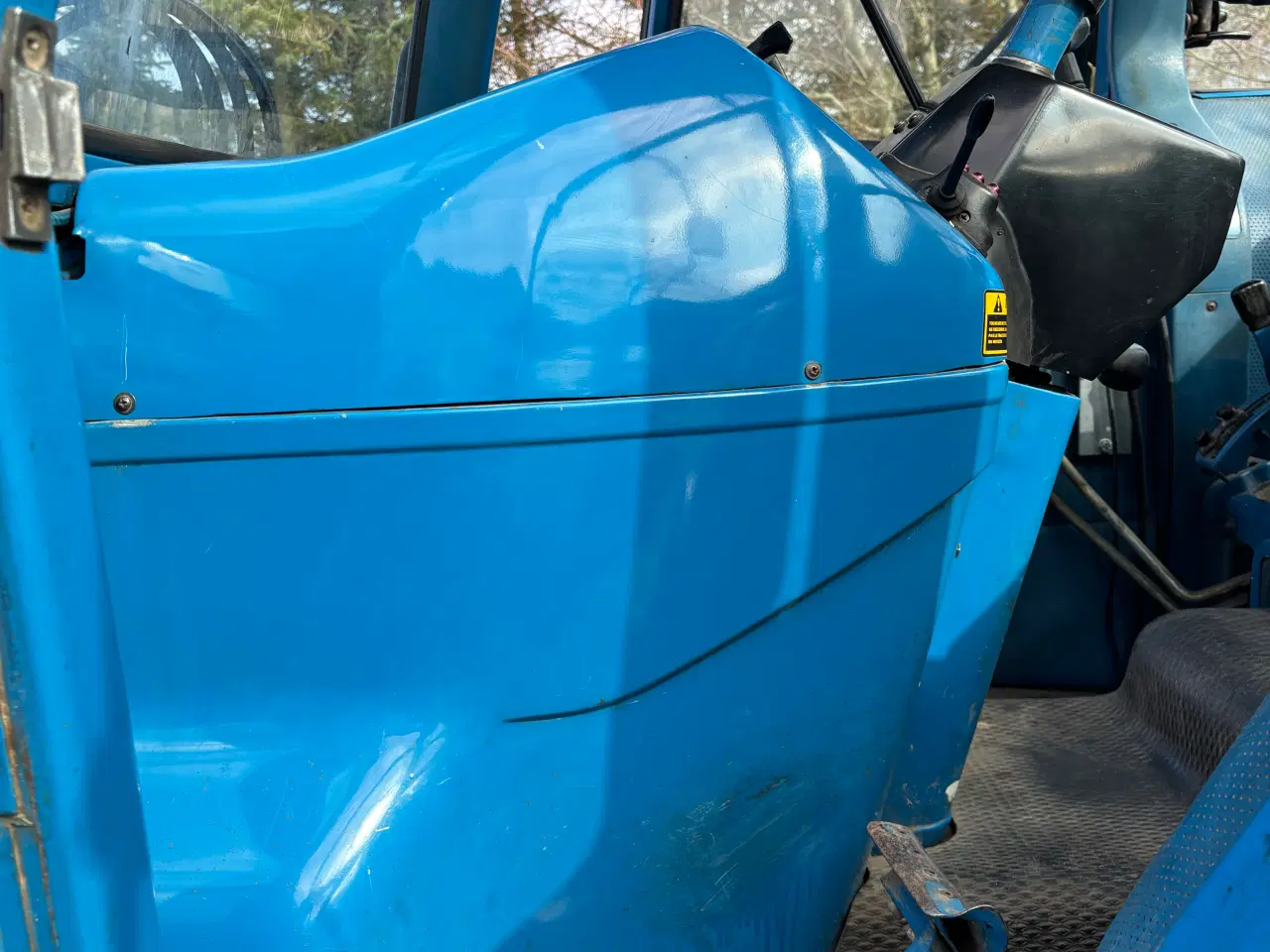 Billede 16 - Ford 6610 med næsten ny frontlæsser