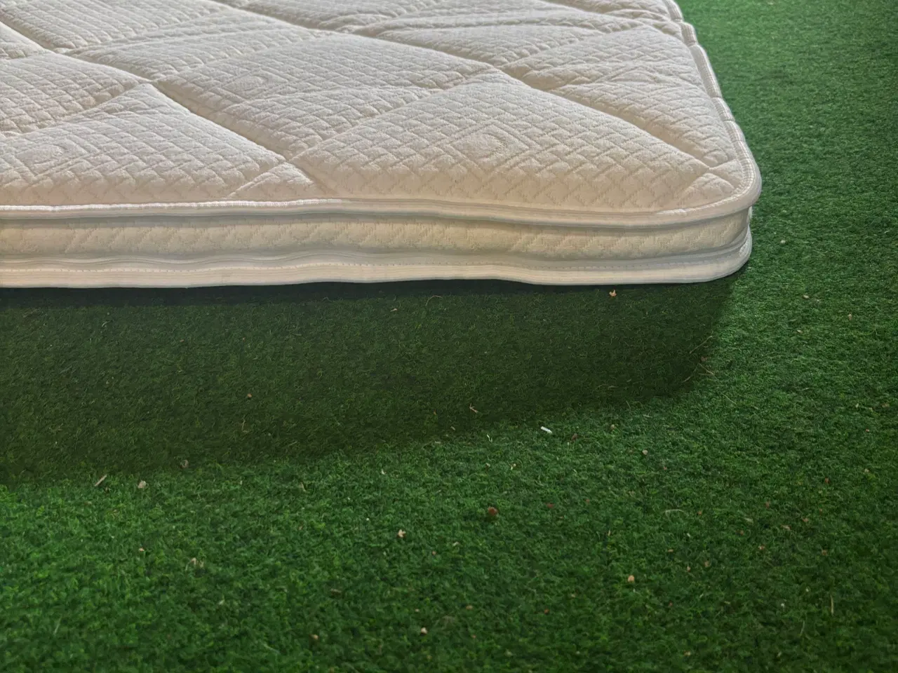 Billede 2 - Ny topmadras, god kvalitet, 90*200