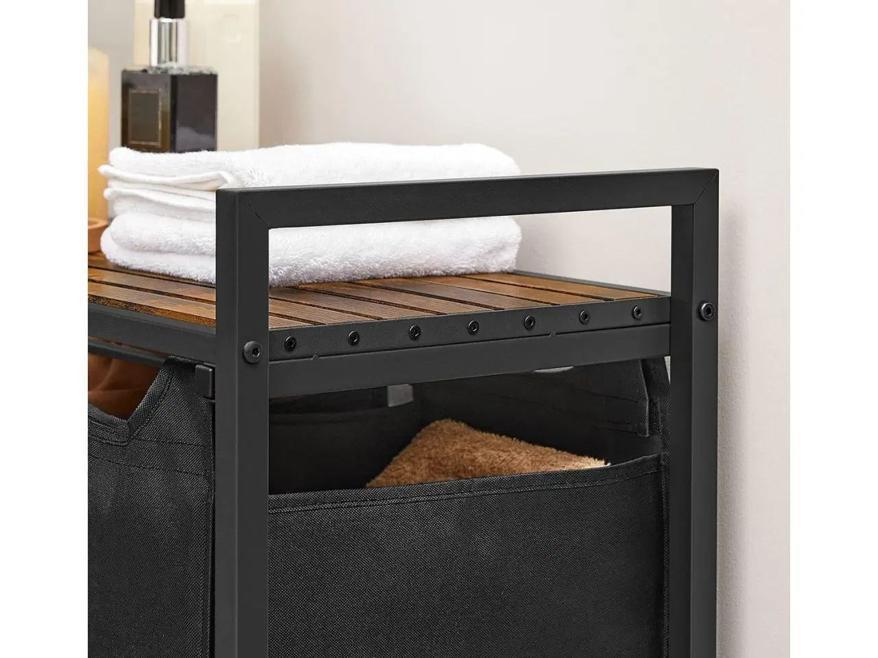 Billede 6 - Vasketøjssorterer med 3 poser og hylde – VASAGLE, rustik brun/sort, 38 l pr. pose