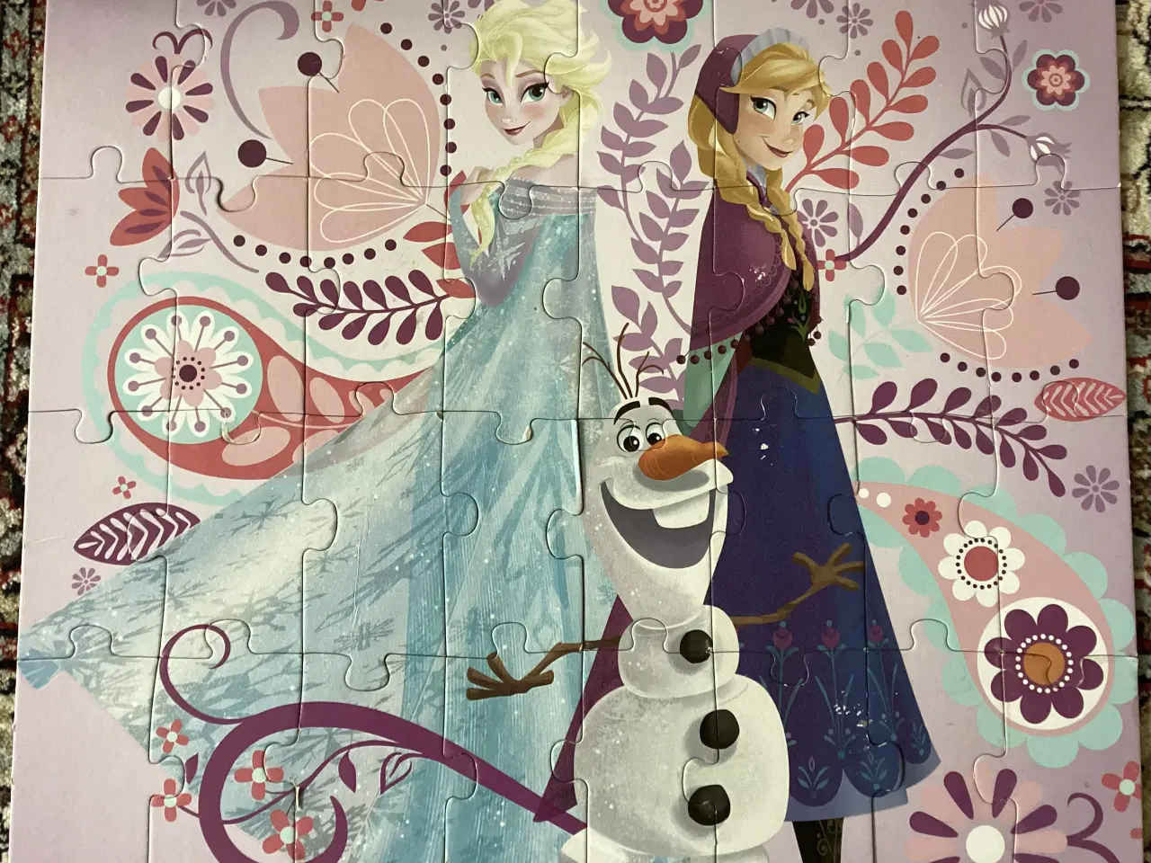 Billede 12 - Frozen dukke/bamse og puslespil i metal dåse