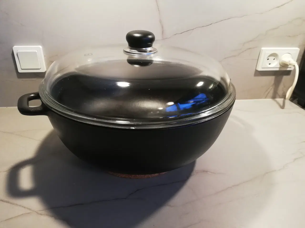 Billede 1 - Støbejernsgryde ø32 inkl. glaslåg