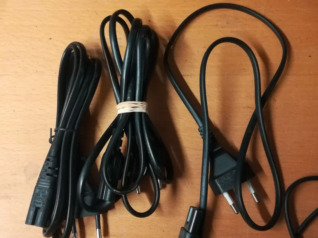 Billede 2 - Diverse kabler, HDMI, VGA, USB, Scart