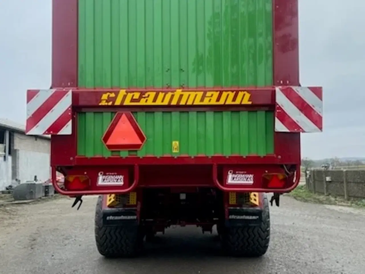 Billede 2 - Strautmann Giga Vitesse CFS 4401 med ny model pickup