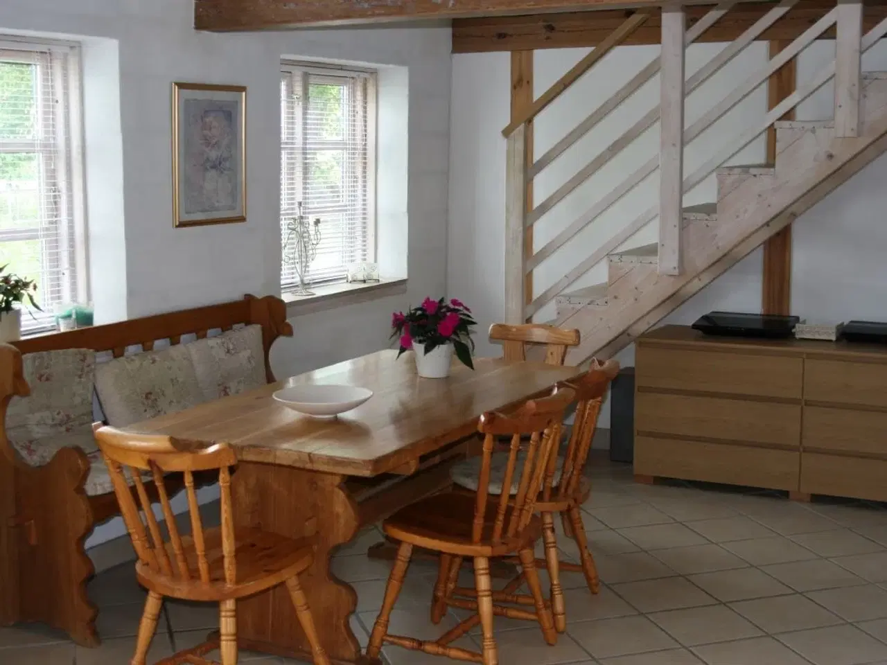 Billede 5 - Vinbonden har havudsigt i den sk�nneste natur.