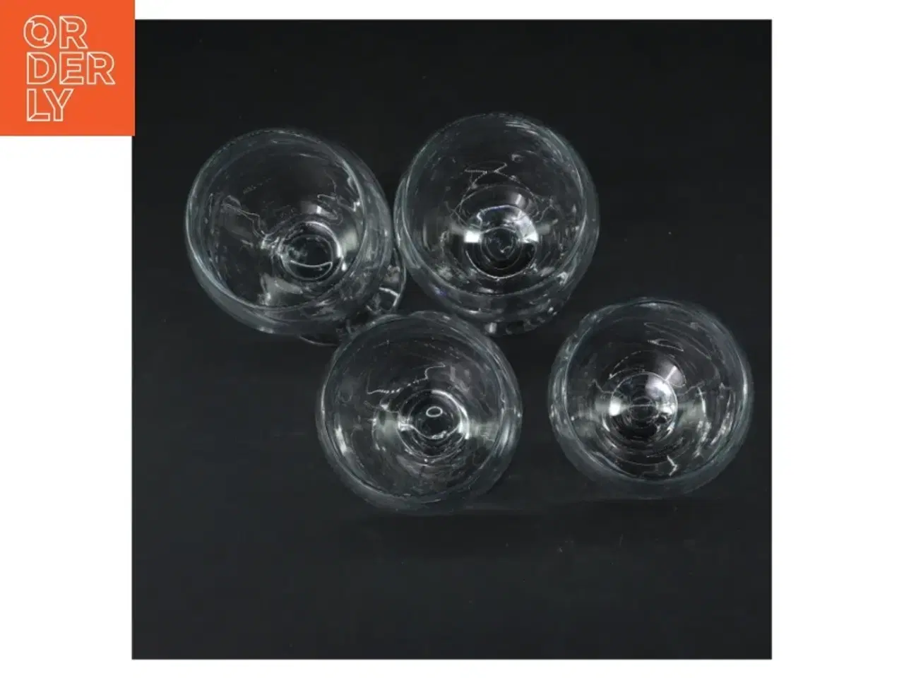 Billede 2 - Sæt med 4 vinglas (str. 4 styk. ø. 7 cm. længde. 18 cm)