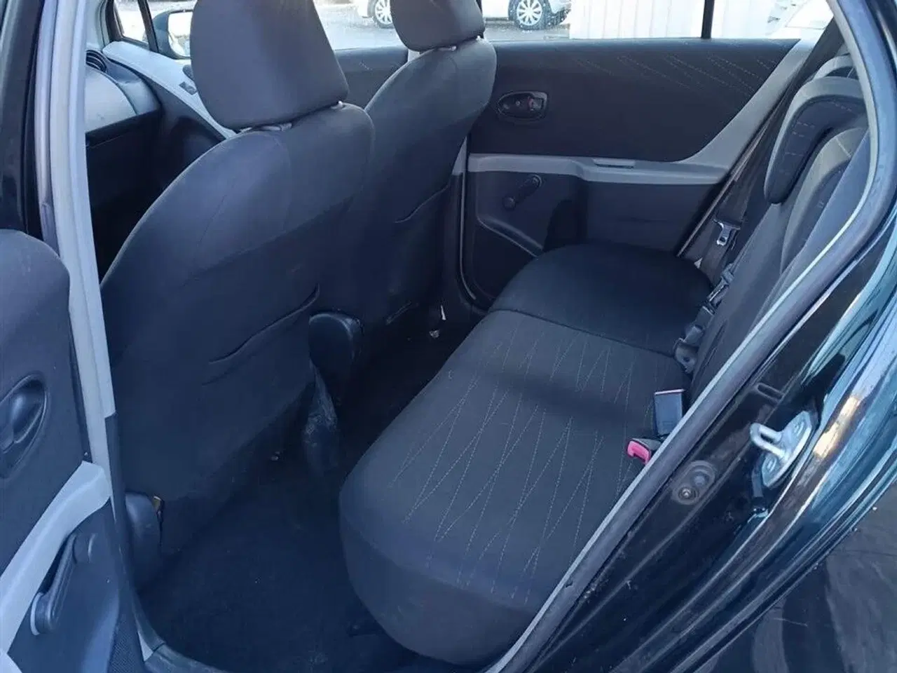 Billede 6 - Toyota Yaris 1,0 VVT-I Linea Terra 69HK 3d