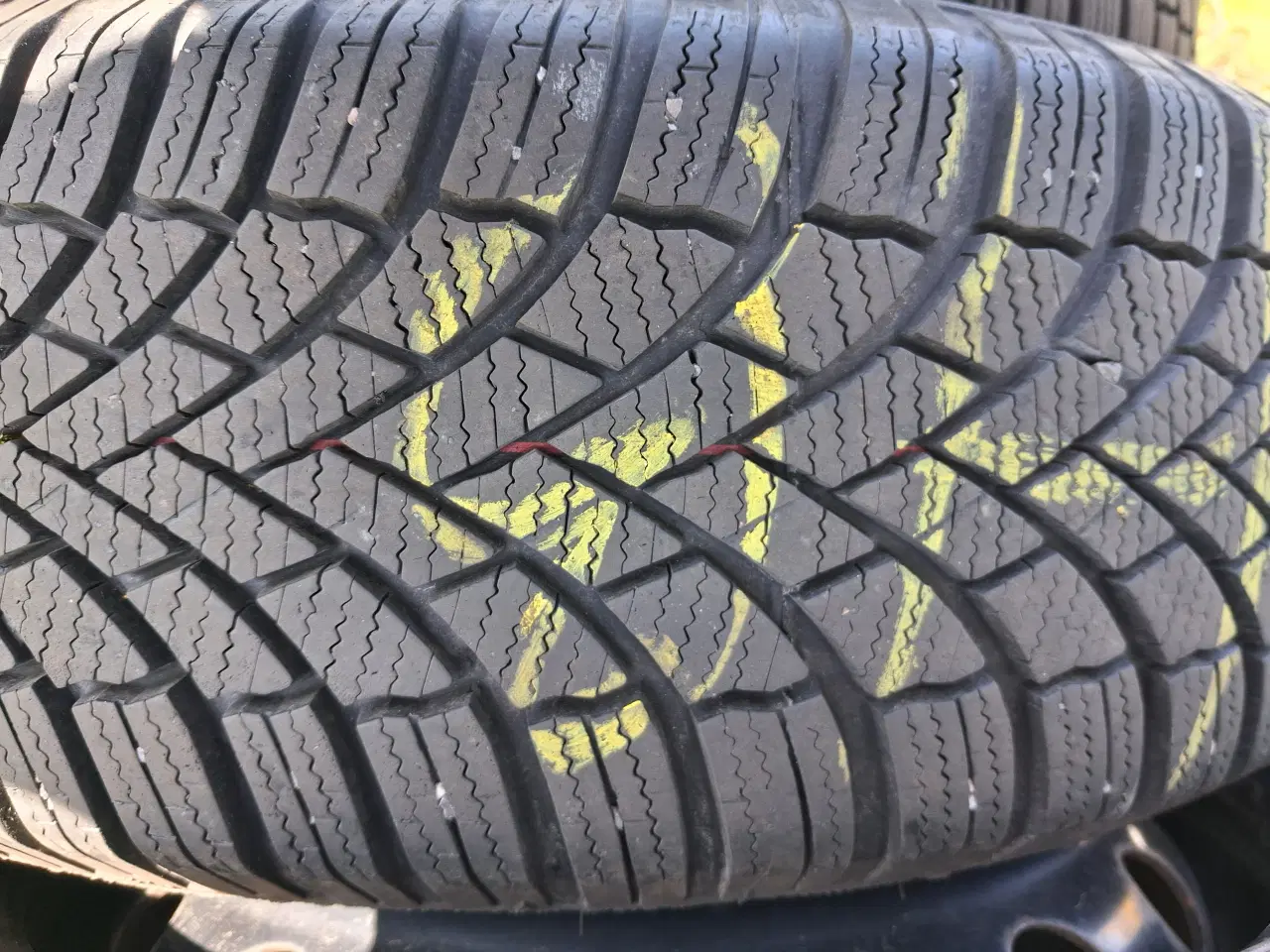 Billede 5 - 4 x Bridgestone vinterdæk med fælge